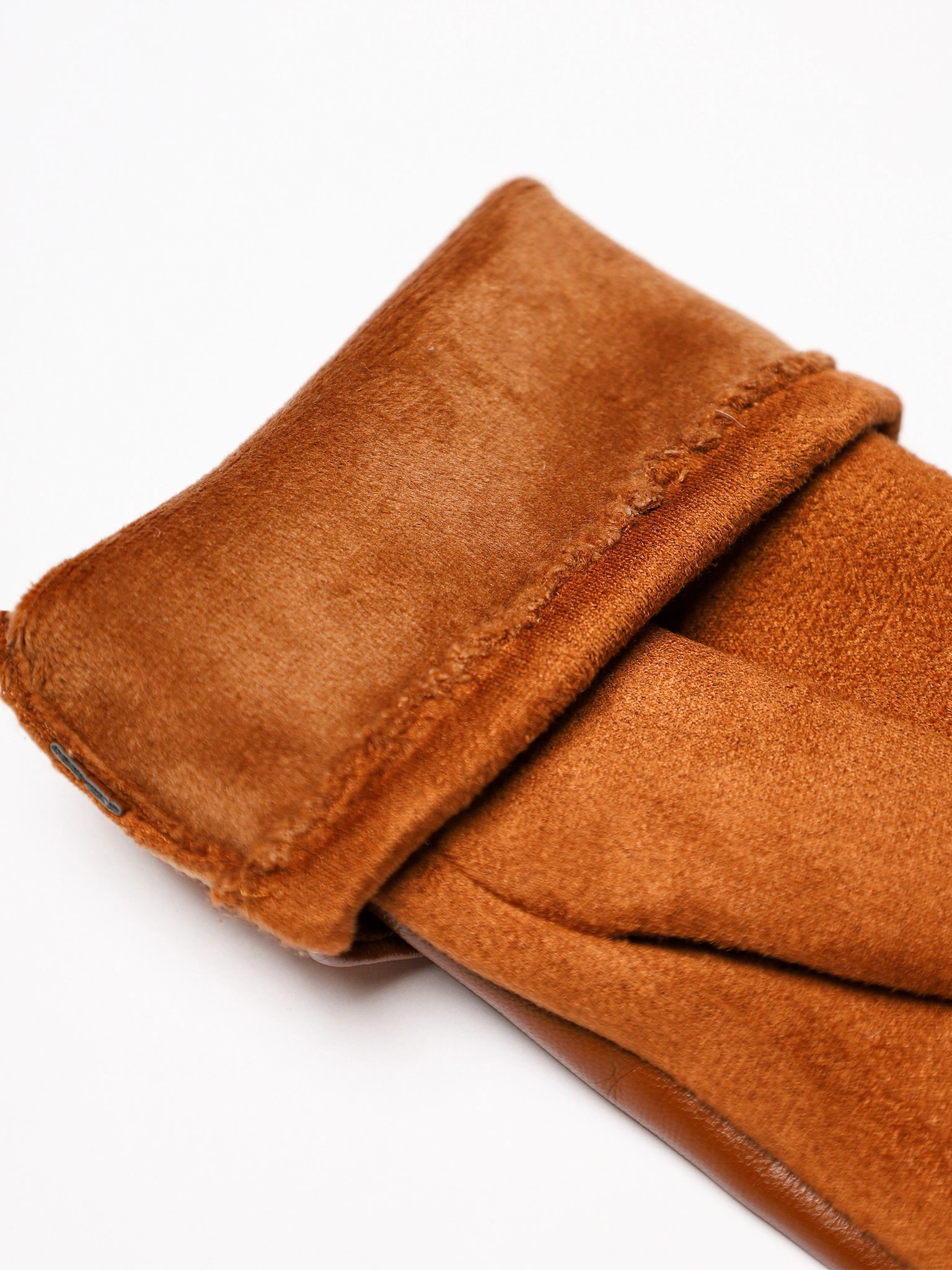 Перчатки комбинированные с декоративной пряжкой в ассортименте